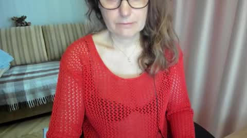 Lauraoven1 online show from March 25, 2026, 7:03 am