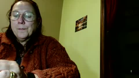 laureanne online show from December 22, 2024, 8:14 pm