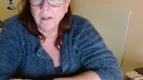 laureanne online show from December 28, 2024, 3:04 pm