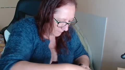 laureanne online show from February 4, 2025, 9:49 am