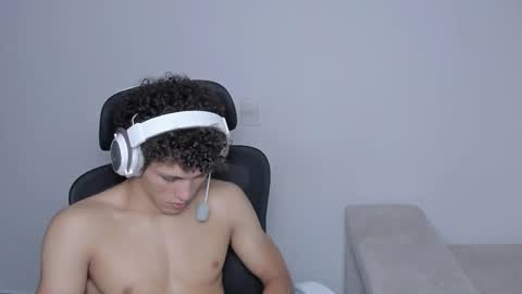 Laureent online show from September 13, 2025, 12:16 pm