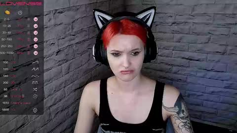 Snapshot of lauren_raquel chatting on April 30, 2026, 7:31 pm Eva online show from April 30, 2026, 7:31 pm