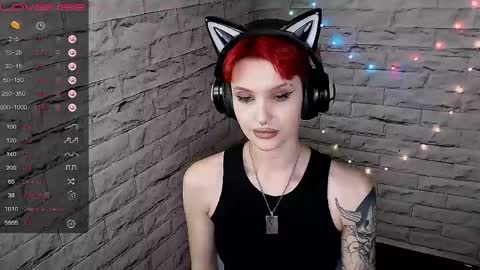 Snapshot of lauren_raquel chatting on June 3, 2026, 3:17 pm Eva online show from June 3, 2026, 3:17 pm