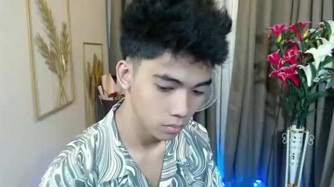laurence_cuttieguyhere online show from March 26, 2026, 6:13 pm