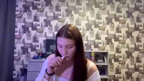 Snapshot of laurenjungling chatting on September 9, 2025, 4:17 pm Hannah online show from September 9, 2025, 4:17 pm