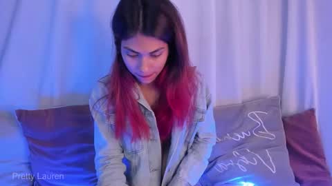 Lauren online show from November 4, 2025, 6:07 pm