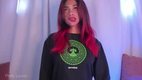 Lauren online show from November 18, 2025, 3:38 pm