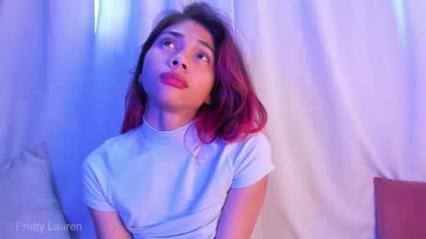 Lauren online show from November 22, 2025, 6:07 pm