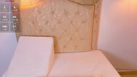 laurenn_smitth online show from April 13, 2026, 1:16 pm