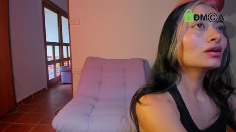 Lucie  online show from December 19, 2024, 8:55 pm