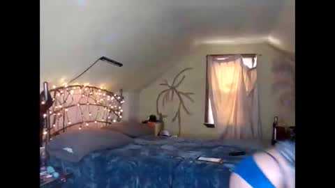 Snapshot of laureybabe44 chatting on March 4, 2025, 8:16 pm Lauren online show from March 4, 2025, 8:16 pm