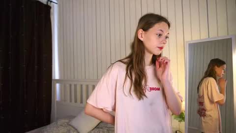 Kate online show from May 13, 2026, 8:23 am