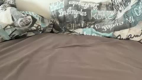 lavabruce00 online show from January 15, 2025, 12:58 pm