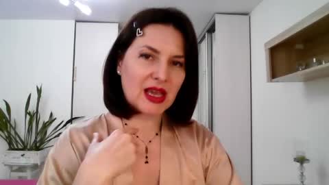 Diana  online show from April 6, 2026, 2:51 pm