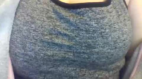 layannalea online show from January 19, 2026, 2:04 am