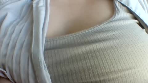 layannalea online show from March 15, 2026, 12:05 am