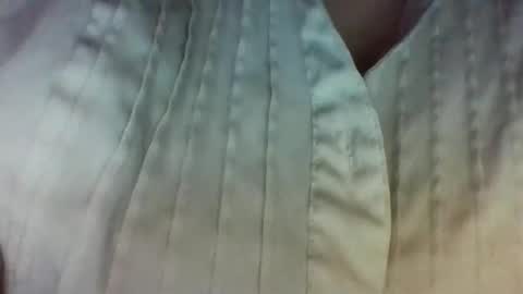 layannalea online show from April 6, 2026, 6:36 am