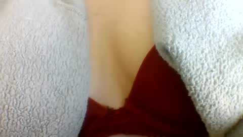 Snapshot of layannalea chatting on June 20, 2026, 11:40 pm layannalea online show from June 20, 2026, 11:40 pm