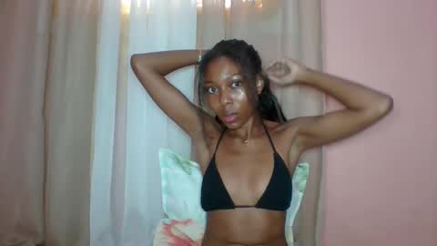 layannek online show from May 25, 2026, 5:02 am
