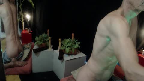 Laye19 online show from October 4, 2025, 5:16 am