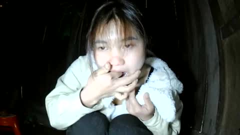 layla_999 online show from March 13, 2026, 8:54 am