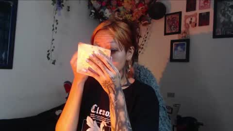Snapshot of layla_quinn chatting on June 7, 2026, 12:31 pm layla_quinn online show from June 7, 2026, 12:31 pm