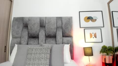 Snapshot of laylajenssen chatting on January 22, 2025, 3:20 am Layla Jenssen online show from January 22, 2025, 3:20 am