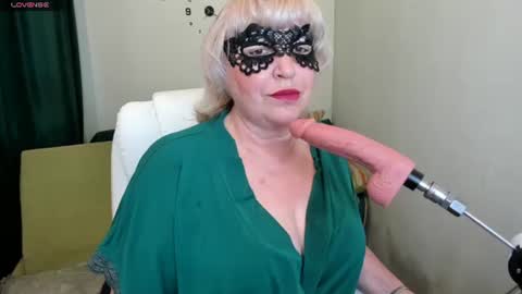 laylalaylamilf online show from June 29, 2026, 4:19 am