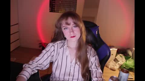 lazy_dazzy online show from October 12, 2025, 8:08 pm