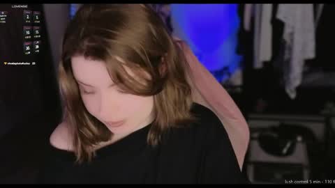 lazy girl Lizzy online show from May 19, 2026, 1:56 am