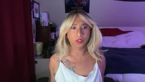 lbffemme online show from January 15, 2026, 2:05 am