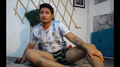  andres  online show from November 1, 2025, 12:07 pm