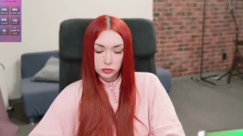 lea_loon online show from March 11, 2025, 9:13 am