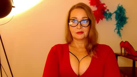 Snapshot of leadesire chatting on February 8, 2025, 9:03 am LEA online show from February 8, 2025, 9:03 am