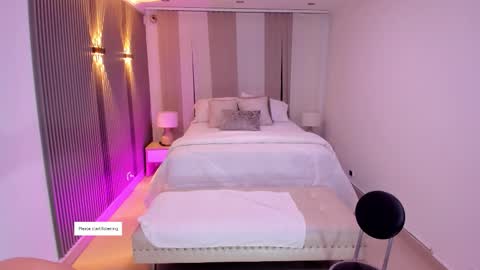 Leah  Greyy online show from February 18, 2026, 11:17 am