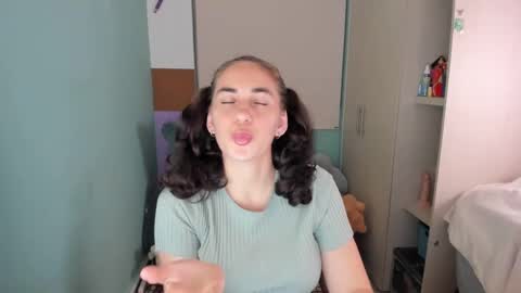 Laura online show from January 18, 2025, 12:35 am