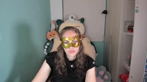 Laura online show from February 16, 2026, 1:24 am