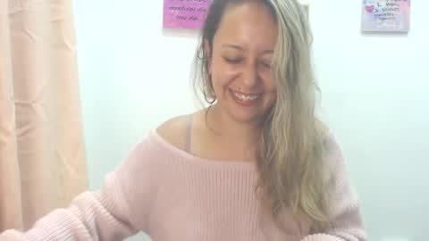 leah_susman online show from March 11, 2025, 4:54 am