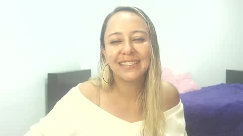 leah_susman online show from October 1, 2025, 2:17 am