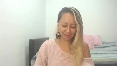 leah_susman online show from November 4, 2025, 12:59 pm