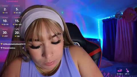 leah online show from March 1, 2025, 3:43 am