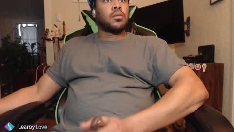 Learoy online show from March 4, 2025, 1:45 am