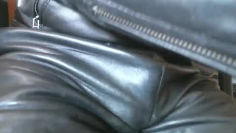 Snapshot of leathermotocross001 chatting on May 9, 2026, 5:51 pm Leathermotocross online show from May 9, 2026, 5:51 pm