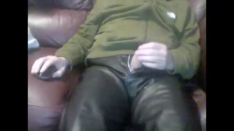 leatherpants68 online show from October 1, 2025, 7:53 pm