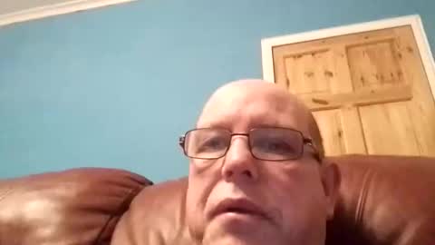 leatherpants68 online show from January 8, 2026, 10:56 pm