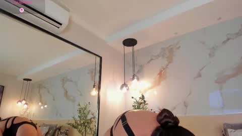    online show from November 4, 2025, 11:04 pm