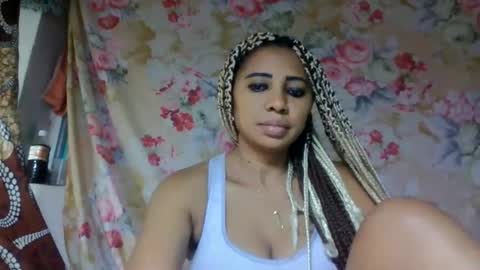 Snapshot of leatianaa chatting on June 5, 2026, 8:09 am leatianaa online show from June 5, 2026, 8:09 am