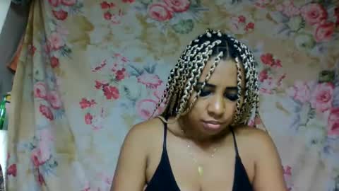 Snapshot of leatianaa chatting on June 6, 2026, 9:30 pm leatianaa online show from June 6, 2026, 9:30 pm