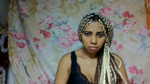 Snapshot of leatianaa chatting on June 11, 2026, 12:32 am leatianaa online show from June 11, 2026, 12:32 am