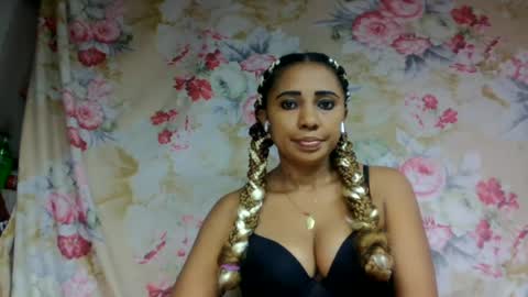 Snapshot of leatianaa chatting on June 17, 2026, 1:12 pm leatianaa online show from June 17, 2026, 1:12 pm